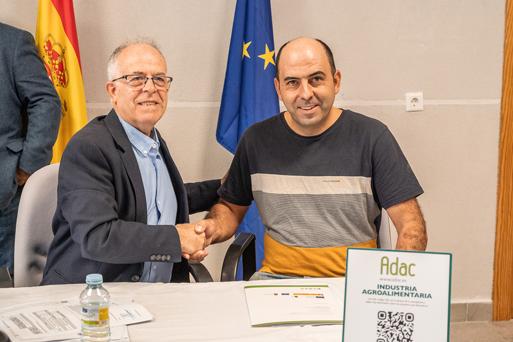 firma proyectos emprendedores espinosa