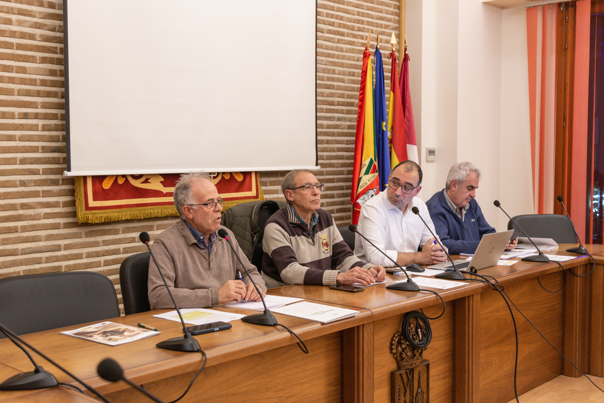 Presidente ADAC en asamblea 2024