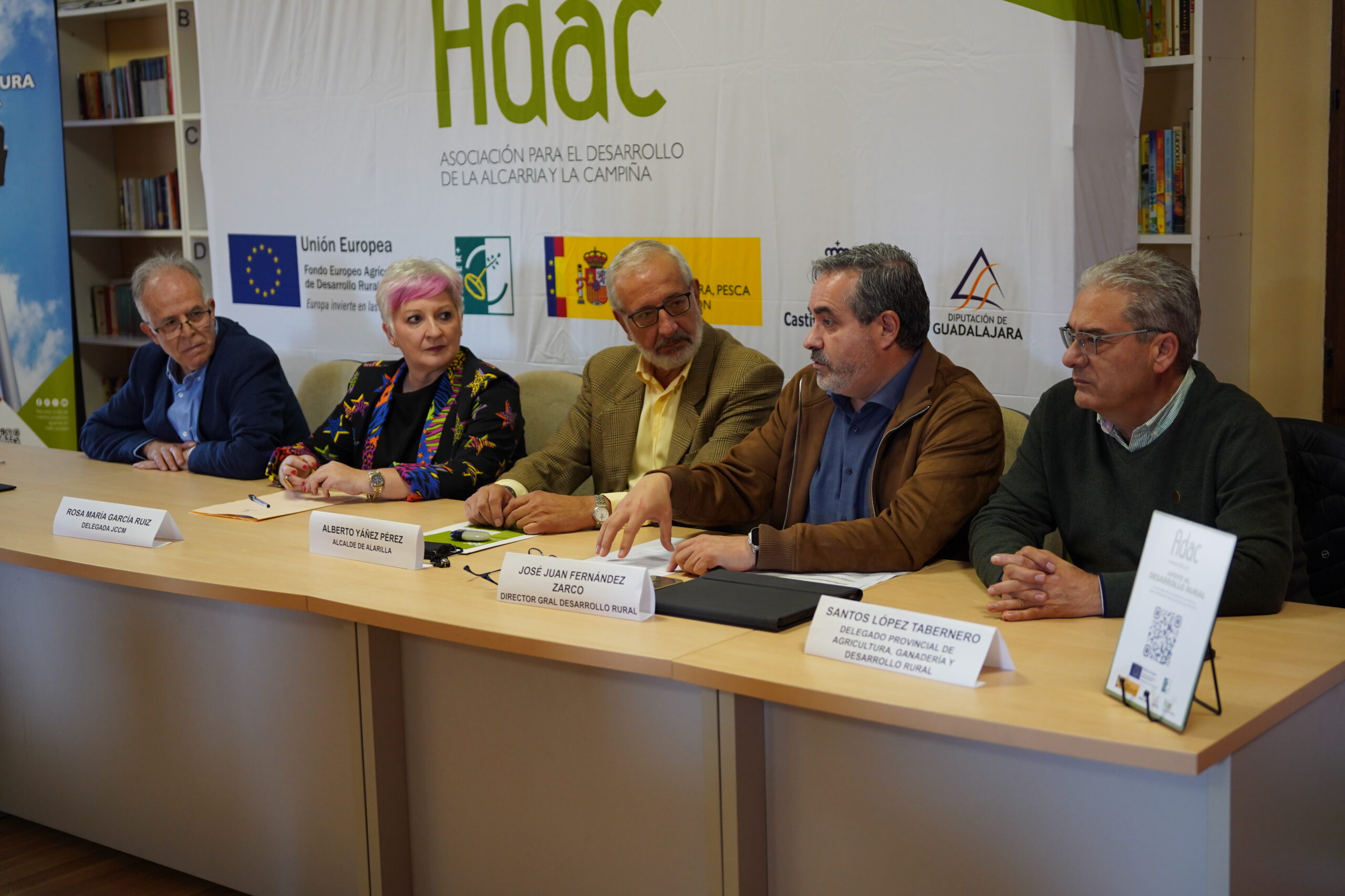 director general en acto firmas ayudas LEADER
