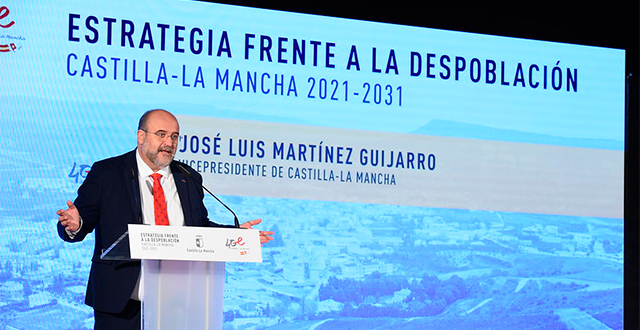 Los contribuyentes de zonas despobladas podrán acogerse por primera vez en la campaña de la renta a las nuevas deducciones fiscales de Castilla-La Mancha