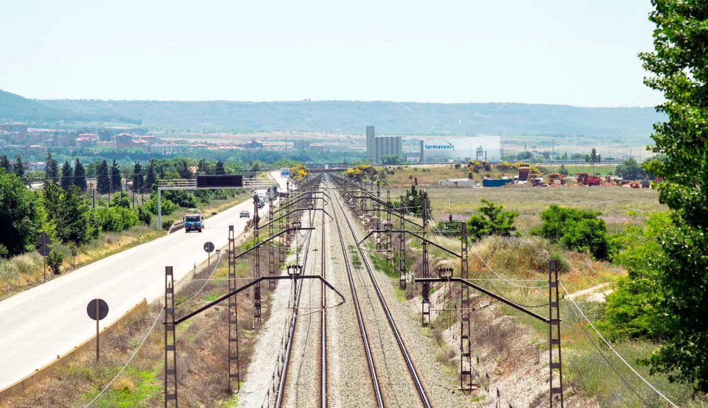 La red ferroviaria es fundamental para el desarrollo de las nuevas infraestructuras industriales en toda la Vega del Henares
