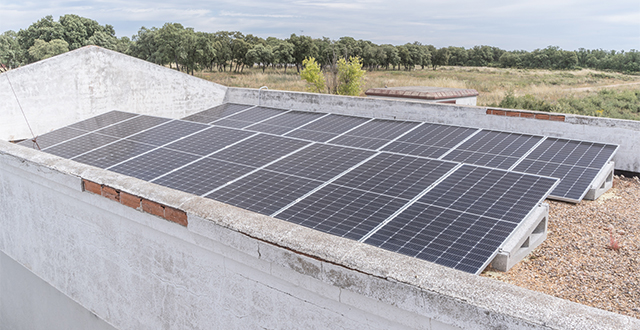 Trijueque y la urbanización La Beltraneja mejoran su eficiencia energética con la instalación de placas fotovoltaicas en sus sistemas de bombeo