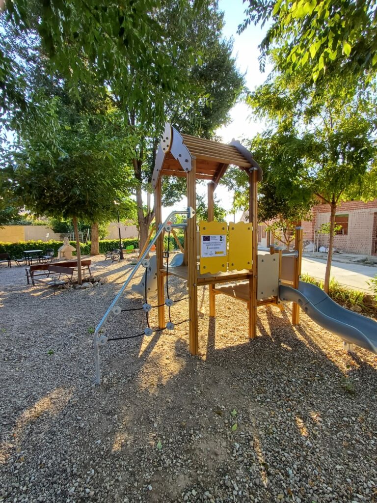 zona juegos infantiles valdearenas